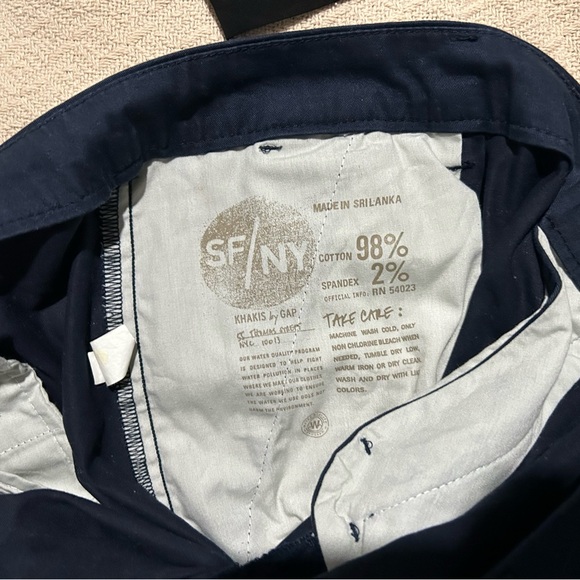 GAP Khakis Dark Blue 18 Long NWOT - Picture 6 of 6